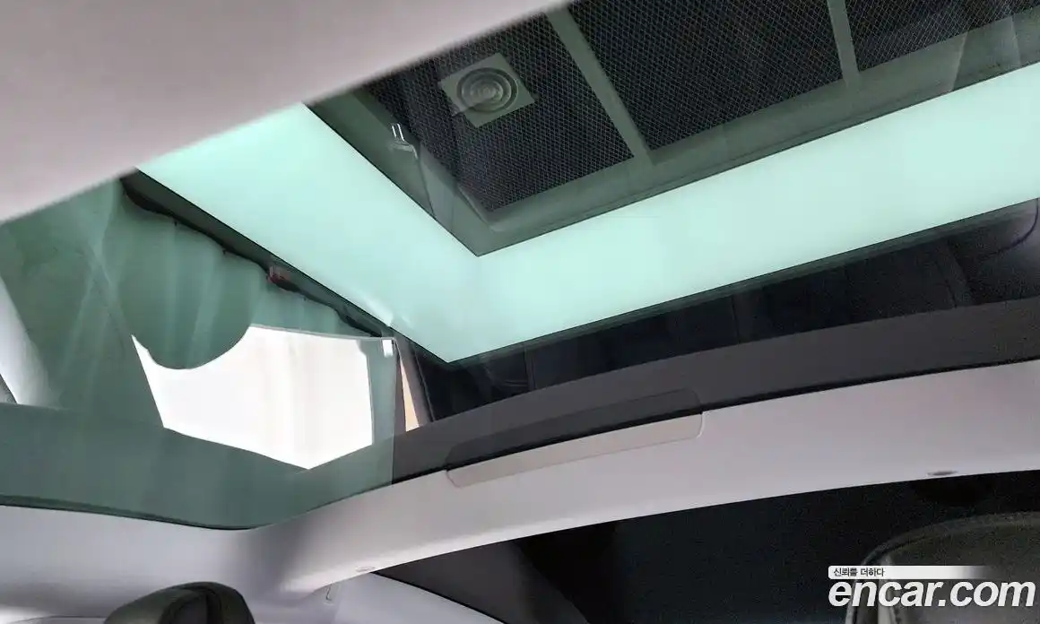Tesla Model 3 2024 0.2 гидро, фото 18