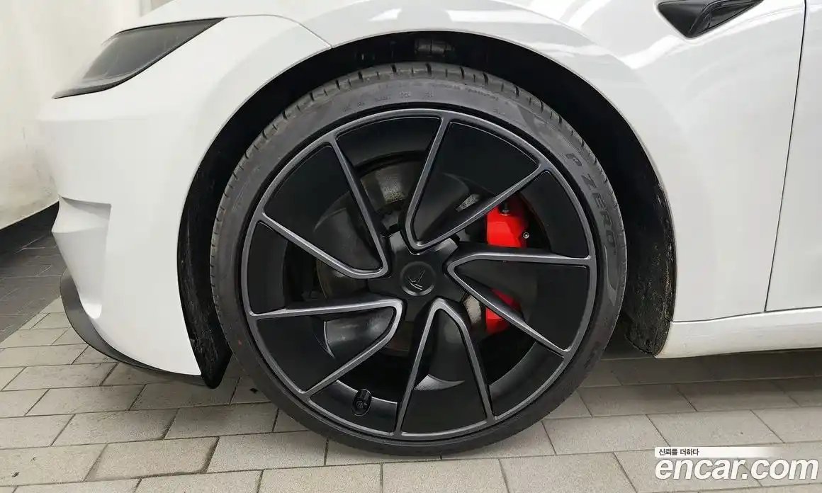 Tesla Model 3 2024 0.2 гидро, фото 5