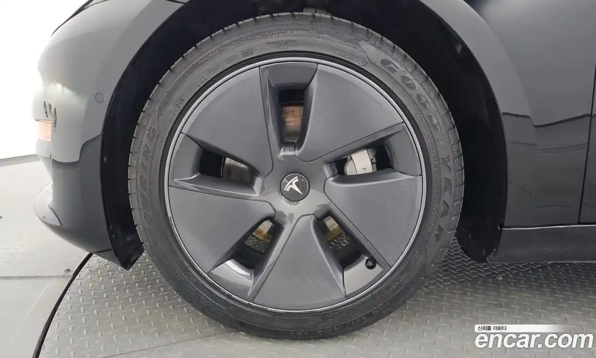 Tesla Model 3 2022 0.2 гидро, фото 4