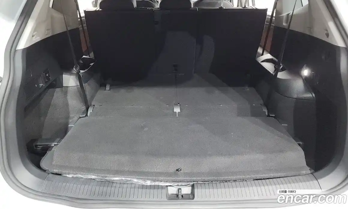 Volkswagen Tiguan 2022 2.0 автомат (гидро), фото 27
