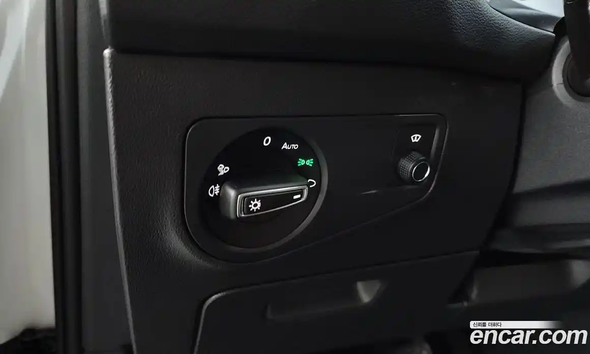 Volkswagen Tiguan 2022 2.0 автомат (гидро), фото 36