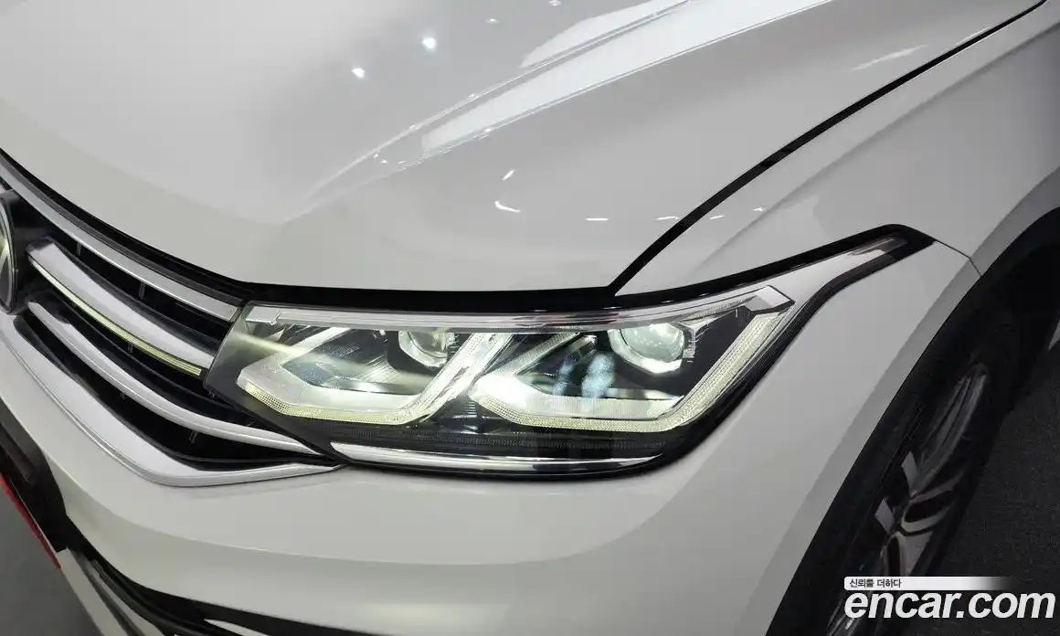 Volkswagen Tiguan 2022 2.0 автомат (гидро), фото 8