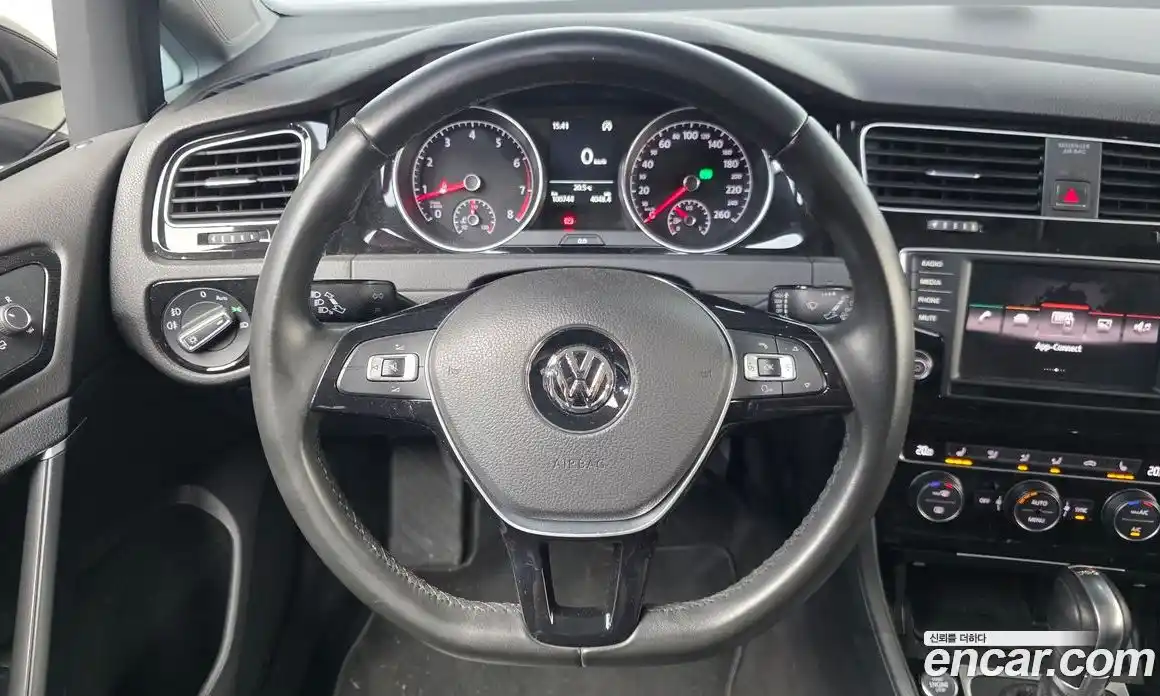 Volkswagen Golf 2016 1.4 автомат (гидро), фото 13