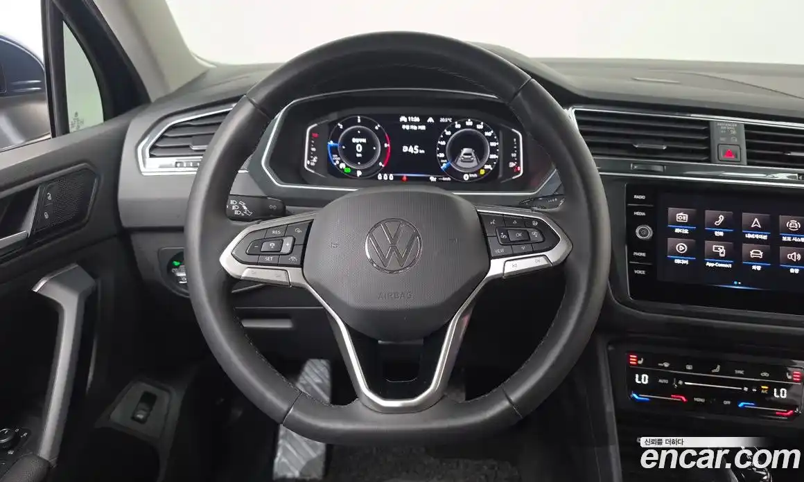 Volkswagen Tiguan 2021 2.0 автомат (гидро), фото 19