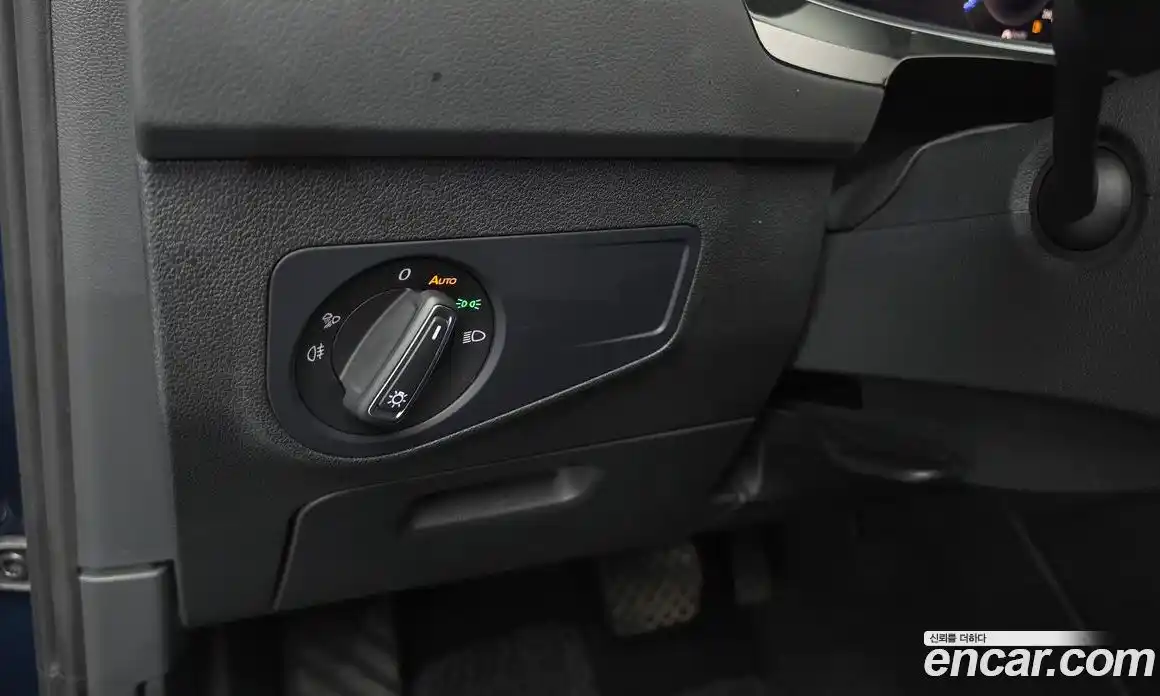 Volkswagen Tiguan 2021 2.0 автомат (гидро), фото 23