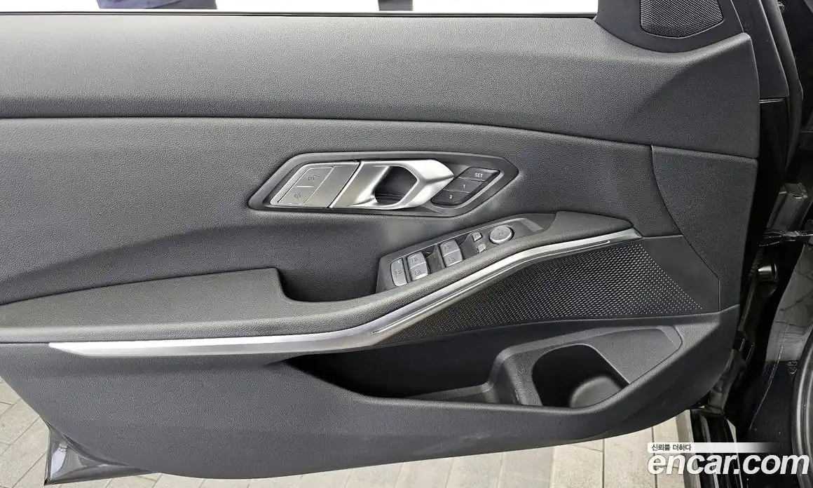 BMW 3 серия 2021 2.0 автомат (гидро), фото 14