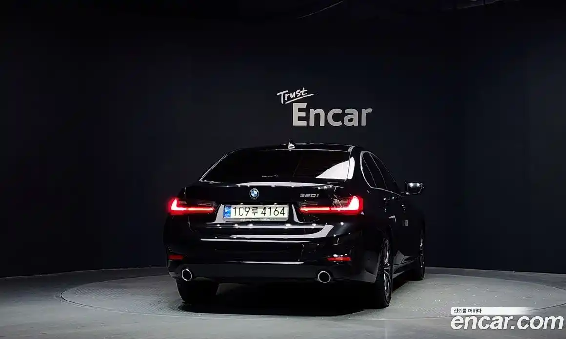 BMW 3 серия 2021 2.0 автомат (гидро), фото 4