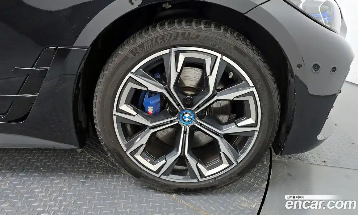 BMW i4 2024 0.2 автомат (гидро), фото 35