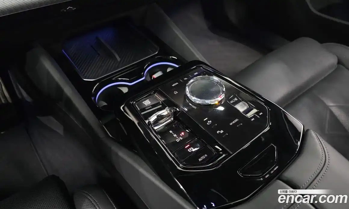BMW 5 серия 2023 2.0 автомат (гидро), фото 12