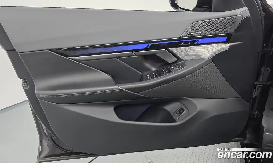 BMW 5 серия 2023 2.0 автомат (гидро), фото 27