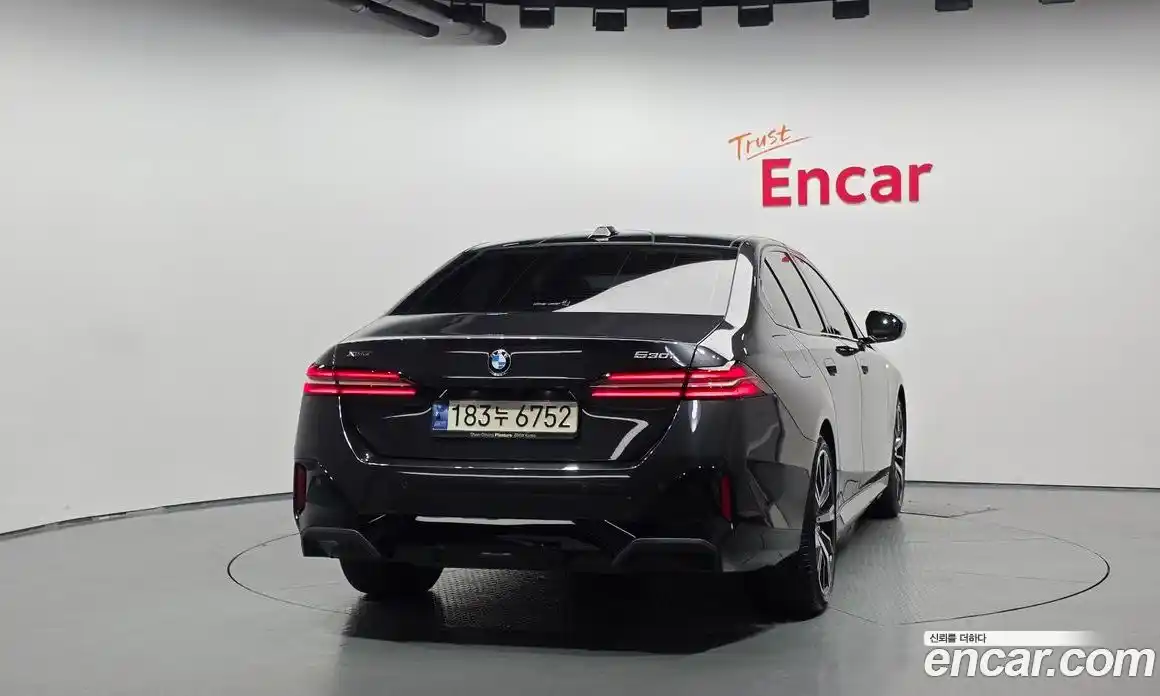 BMW 5 серия 2023 2.0 автомат (гидро), фото 4