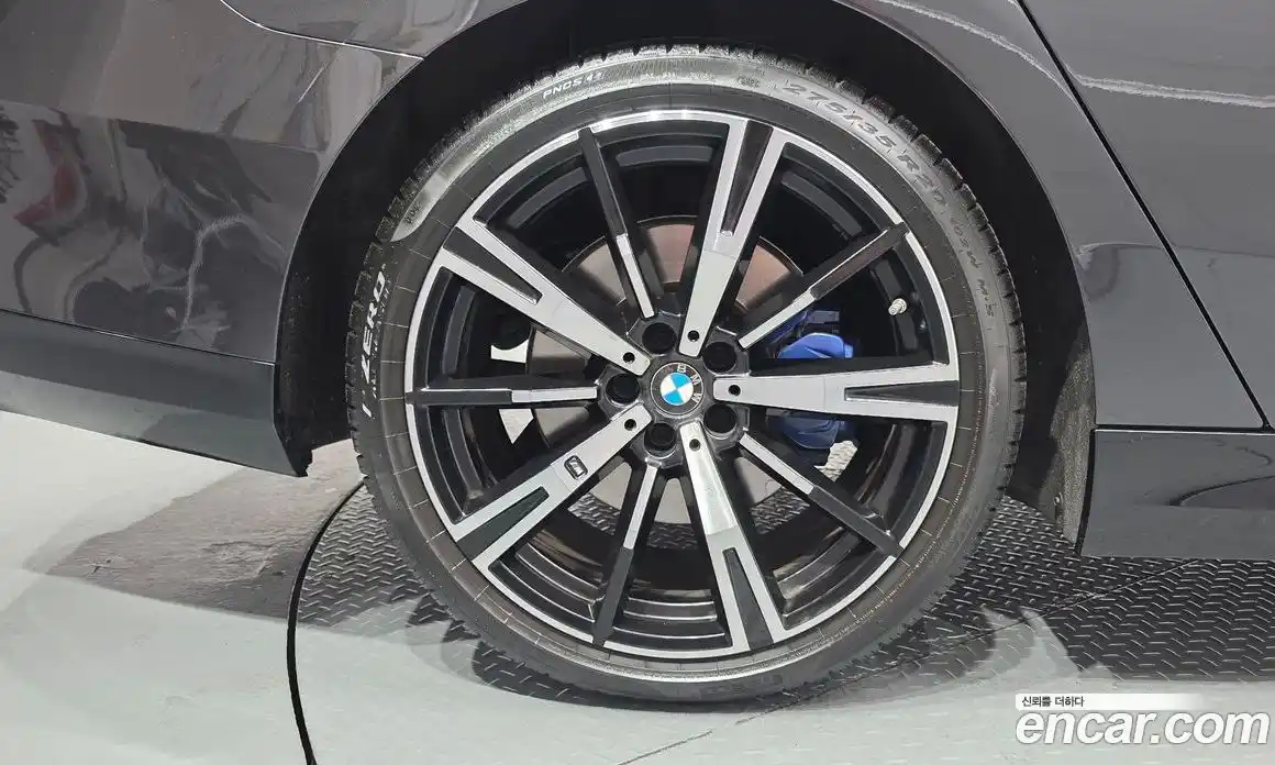BMW 5 серия 2023 2.0 автомат (гидро), фото 7