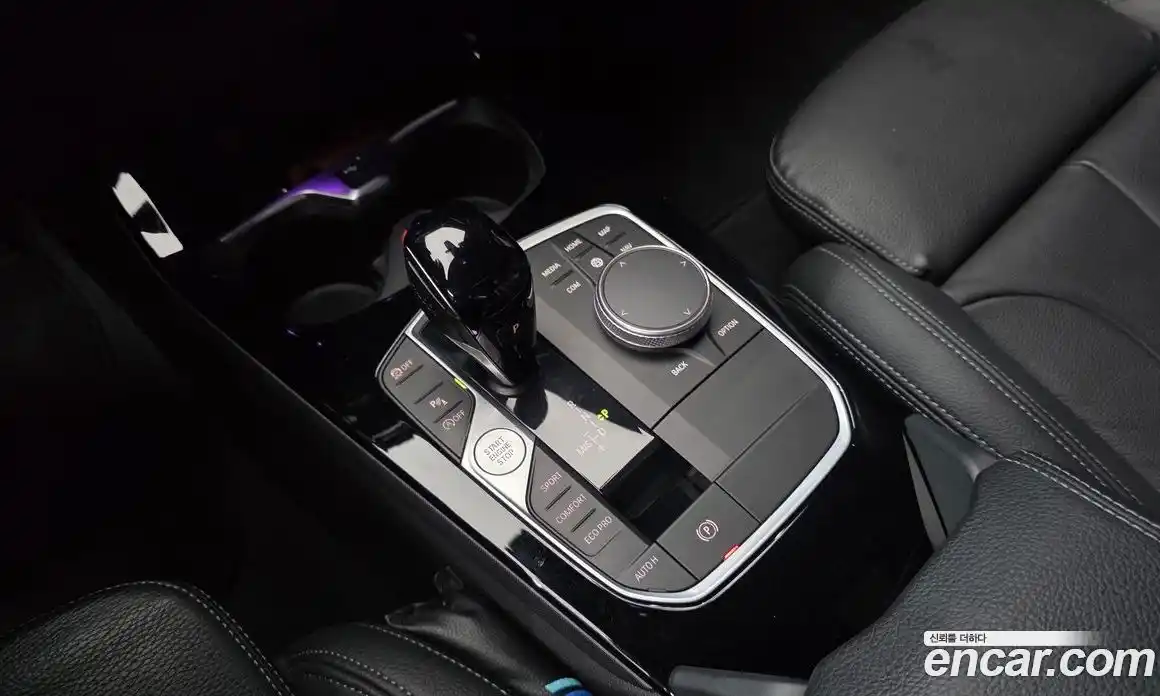 BMW 1 серия 2022 2.0 автомат (гидро), фото 12