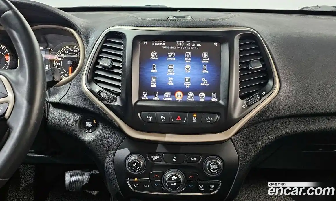 Jeep Cherokee 2016 2.4 автомат (гидро), фото 13