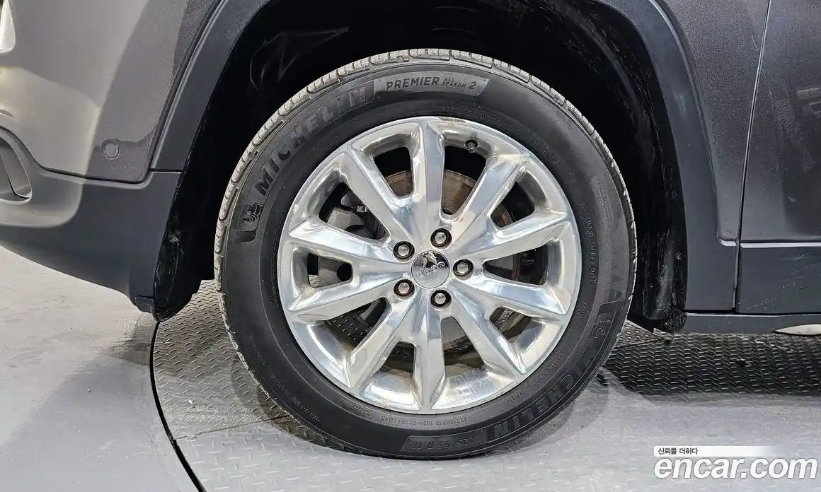 Jeep Cherokee 2016 2.4 автомат (гидро), фото 5
