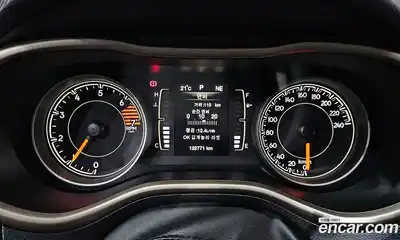 Jeep Cherokee 2016 2.4 автомат (гидро), миниатюра 8
