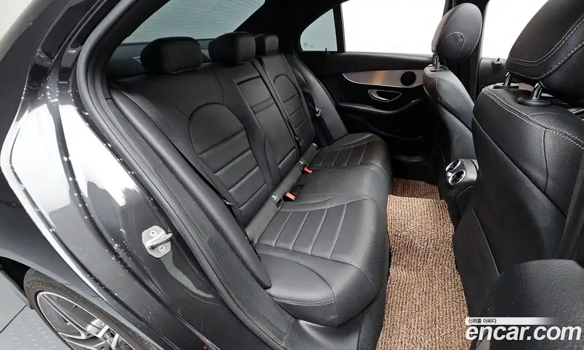 Mercedes-Benz C-Class 2020 2.0 гидро, фото 17 Mercedes-Benz C-Class 2020 2.0 гидро, фото 17