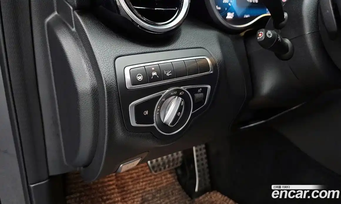 Mercedes-Benz C-Class 2020 2.0 гидро, фото 28 Mercedes-Benz C-Class 2020 2.0 гидро, фото 28