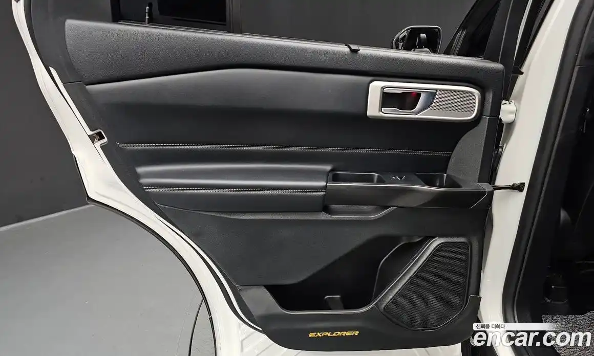 Ford Explorer 2020 2.3 автомат (гидро), фото 15