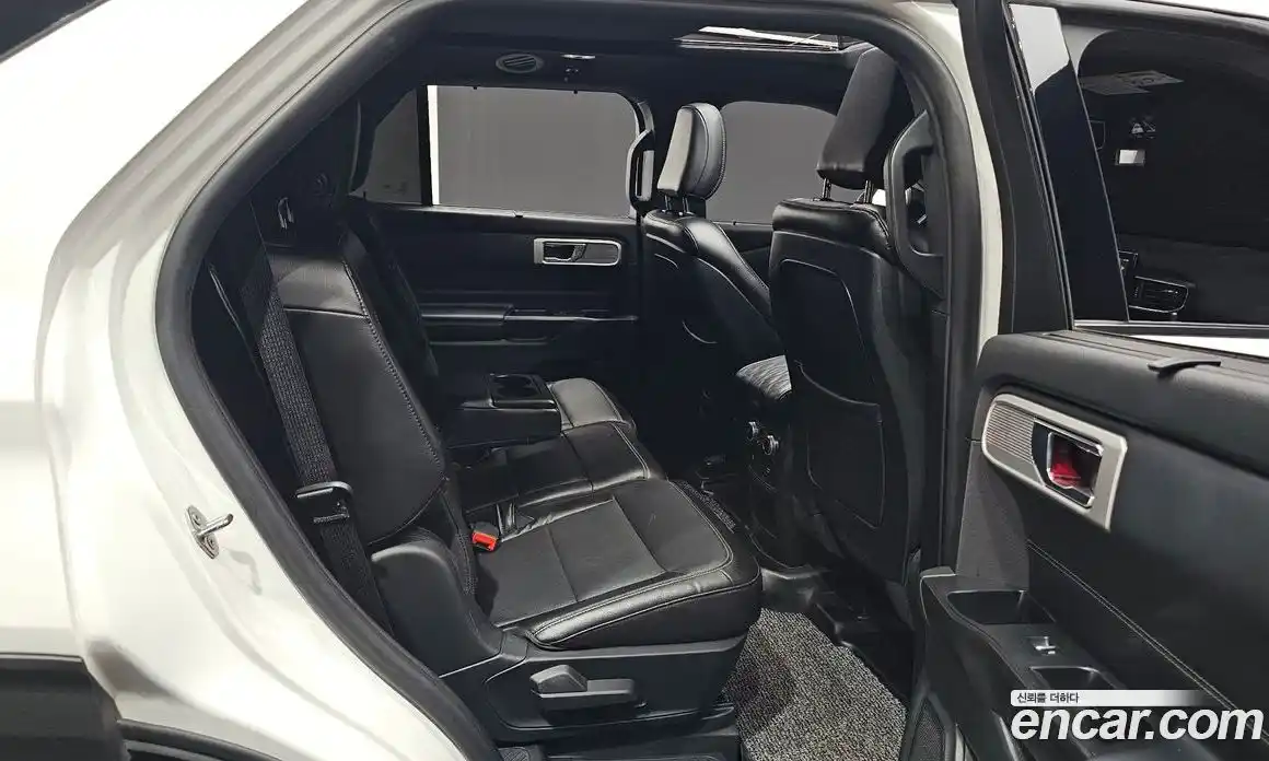 Ford Explorer 2020 2.3 автомат (гидро), фото 16