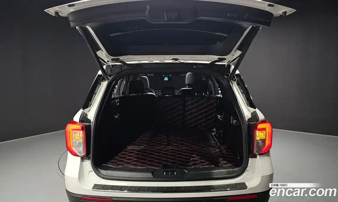 Ford Explorer 2020 2.3 автомат (гидро), фото 26