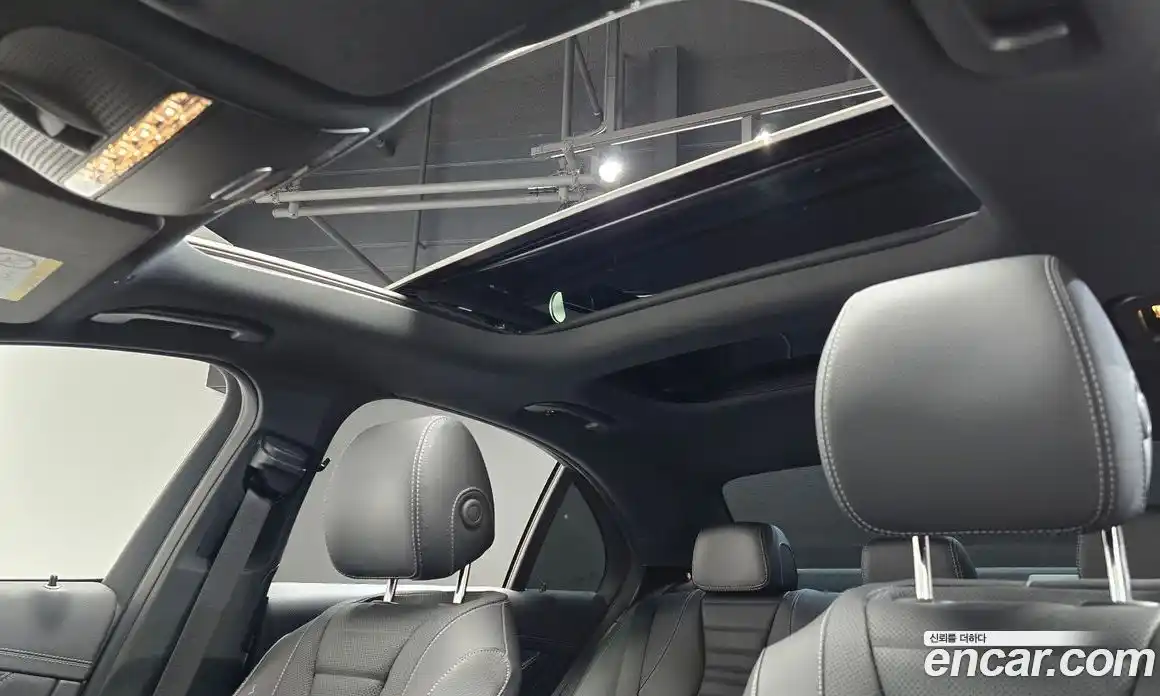 Mercedes-Benz E-Class 2023 2.0 автомат (гидро), фото 25