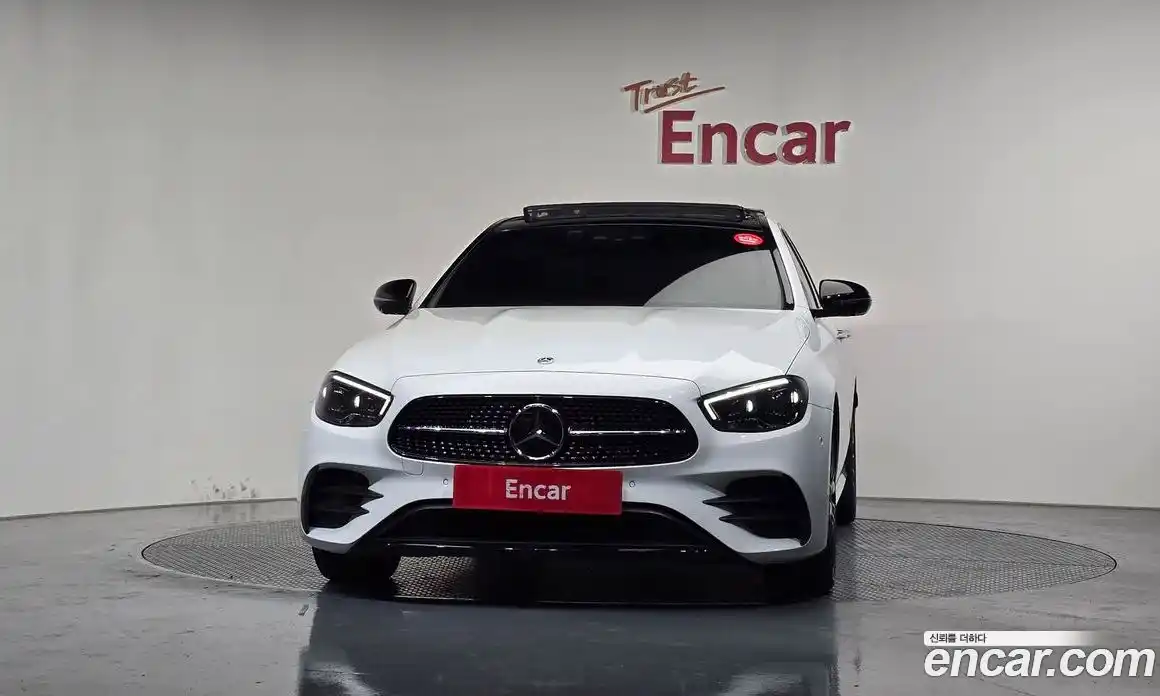 Mercedes-Benz E-Class 2023 2.0 автомат (гидро), фото 3