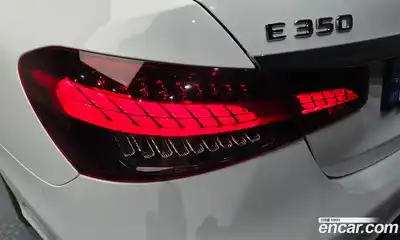 Mercedes-Benz E-Class 2023 2.0 автомат (гидро), миниатюра 9