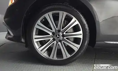 Mercedes-Benz E-Class 2023 2.0 автомат (гидро), миниатюра 5