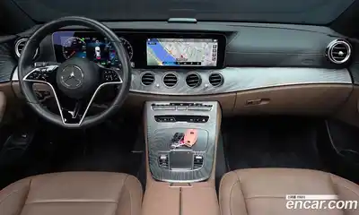 Mercedes-Benz E-Class 2023 2.0 автомат (гидро), миниатюра 10