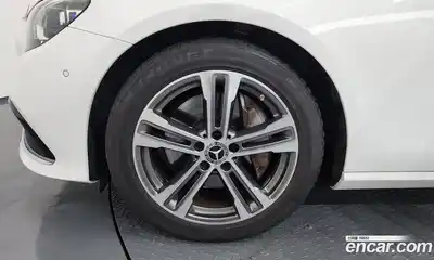 Mercedes-Benz E-Class 2021 2.0 автомат (гидро), миниатюра 5