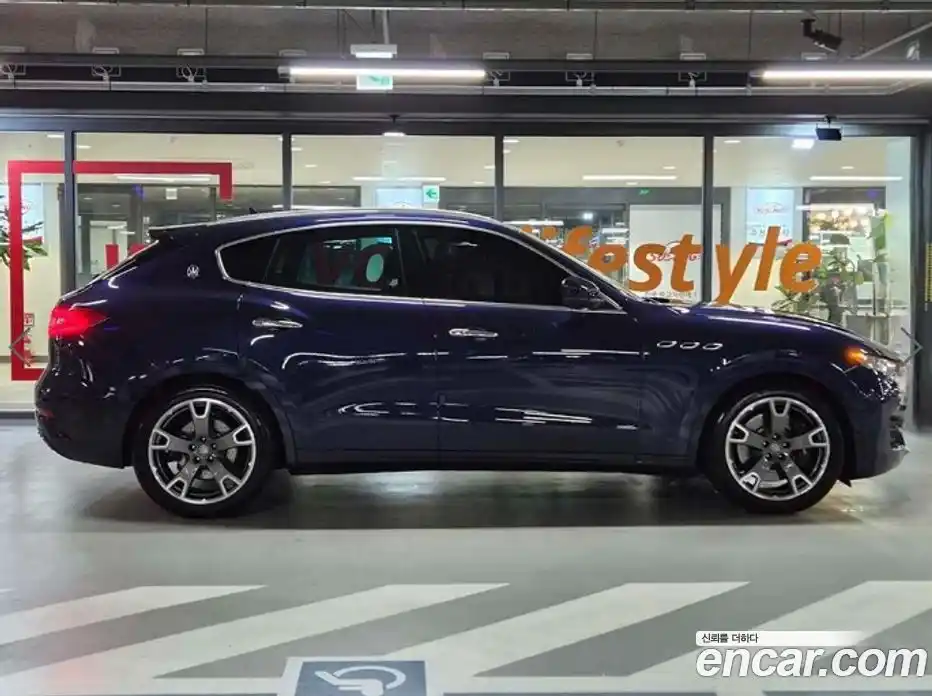 Maserati Levante 2017 3.0 гидро, фото 3