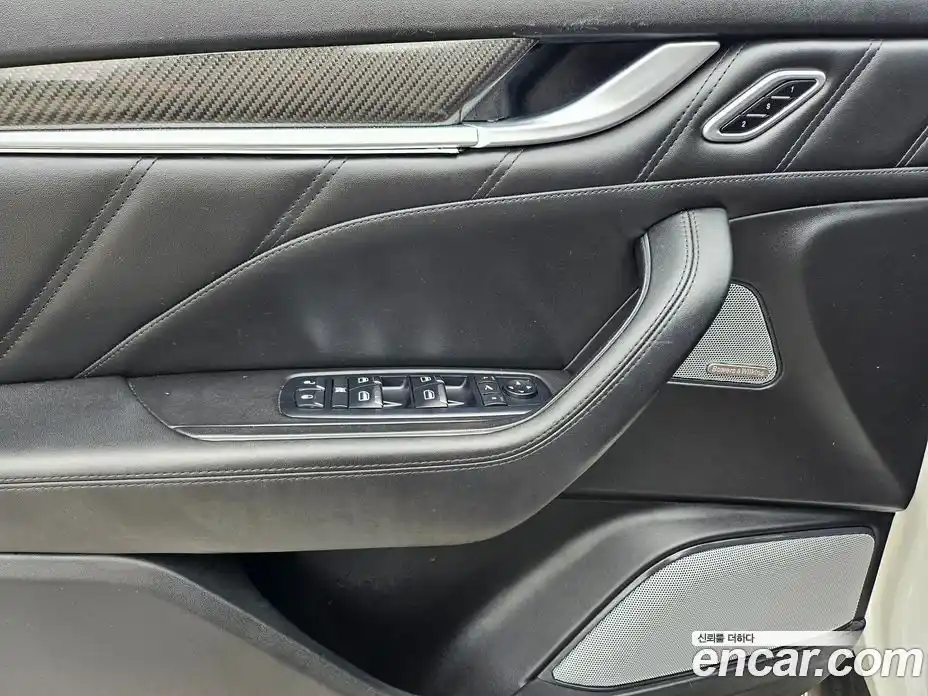 Maserati Levante 2019 3.0 гидро, фото 12