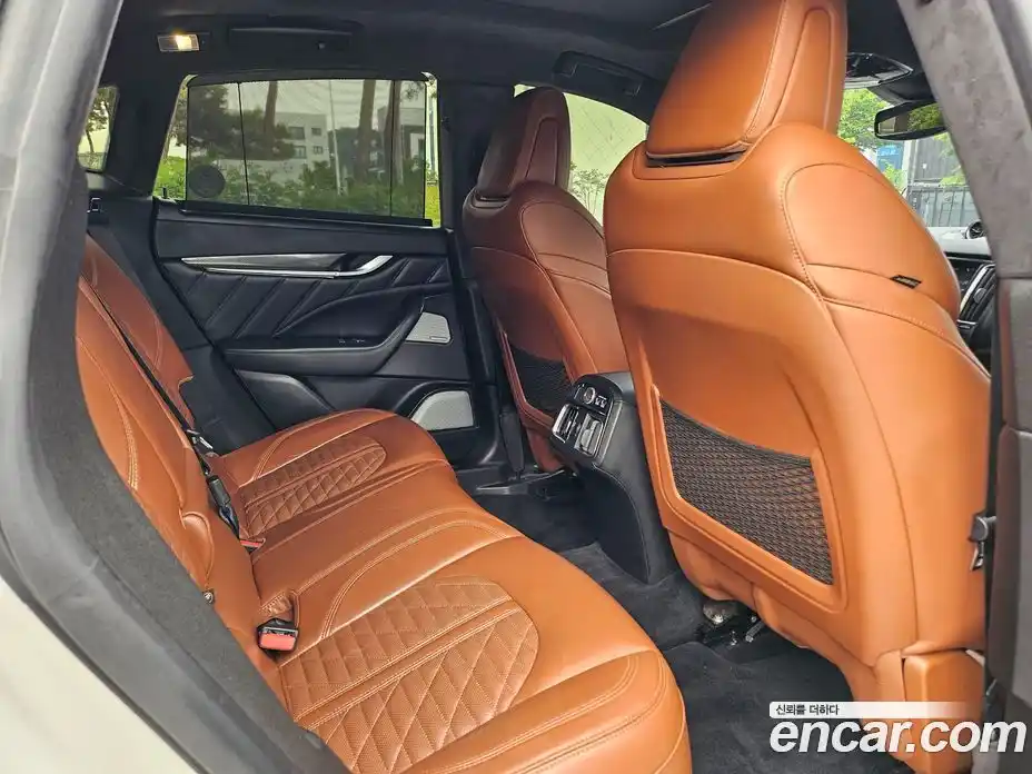 Maserati Levante 2019 3.0 гидро, фото 14