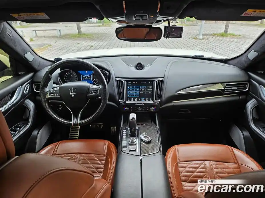 Maserati Levante 2019 3.0 гидро, фото 15