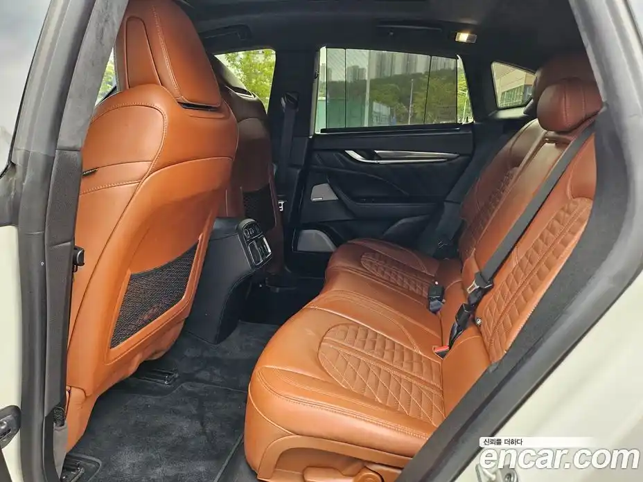 Maserati Levante 2019 3.0 гидро, фото 9
