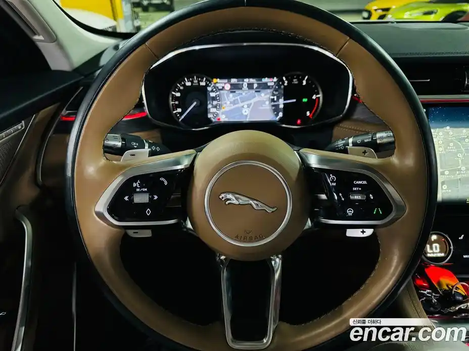 Jaguar F-Pace 2022 2.0 гидро, фото 8