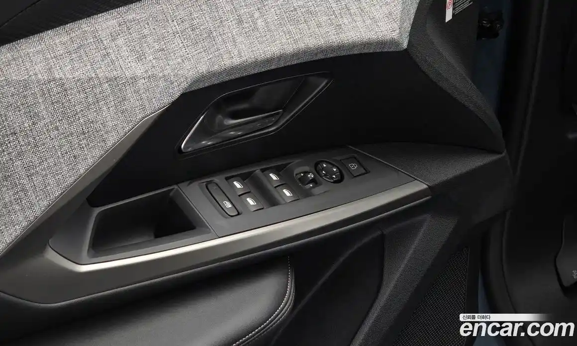 Peugeot 3008 2025 1.2 автомат (гидро), фото 22