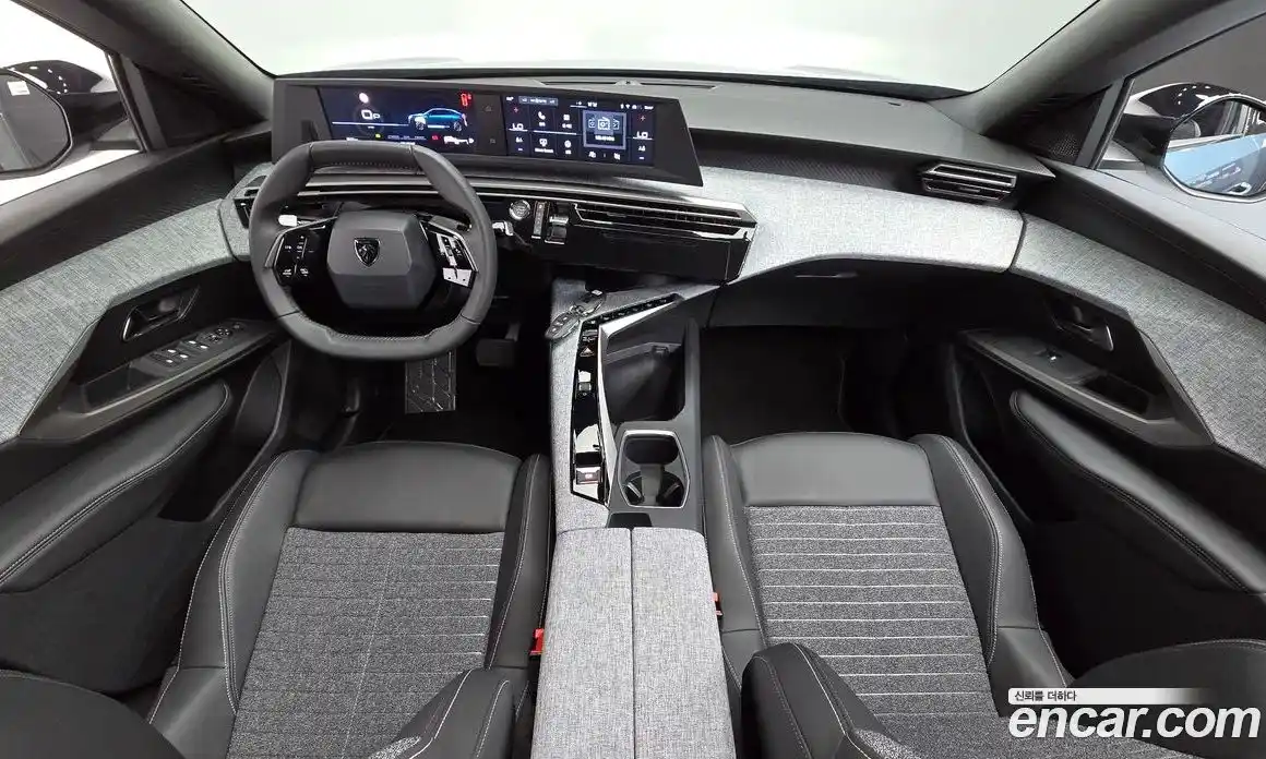 Peugeot 3008 2025 1.2 автомат (гидро), фото 10