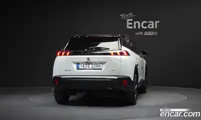 Peugeot 2008 2023 1.5 автомат (гидро), миниатюра 4