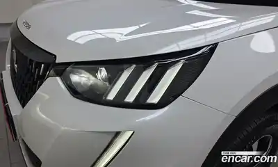 Peugeot 2008 2023 1.5 автомат (гидро), миниатюра 8