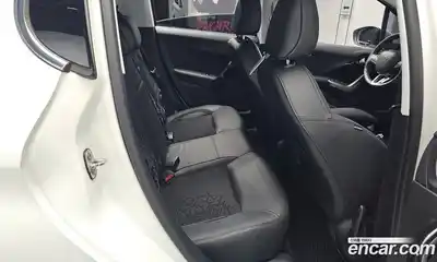 Peugeot 208 2015 1.6 автомат (робот), миниатюра 11