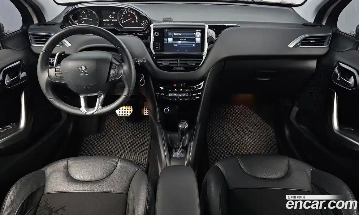 Peugeot 208 2015 1.6 автомат (робот), фото 7