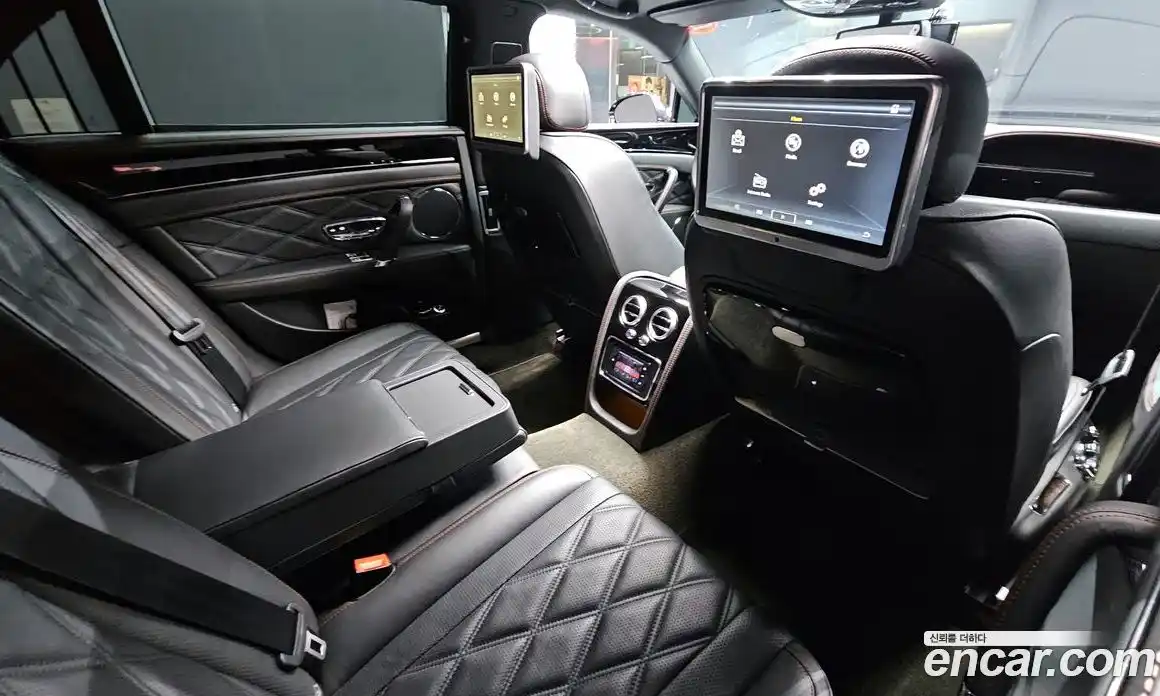 Bentley Flying Spur 2015 4.0 гидро, фото 18