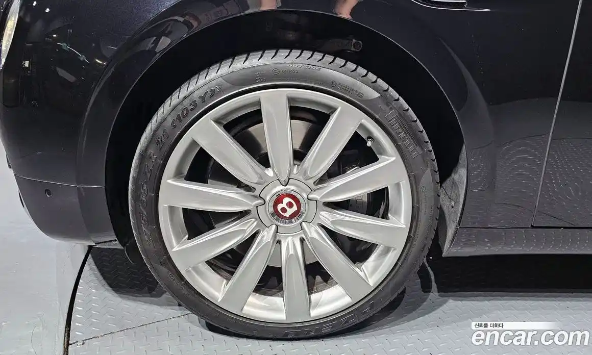 Bentley Flying Spur 2015 4.0 гидро, фото 5