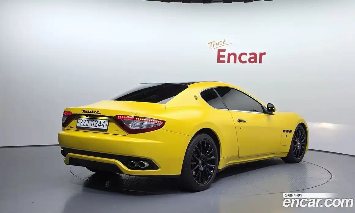 Maserati GranTurismo 2009 4.7 гидро, фото 2
