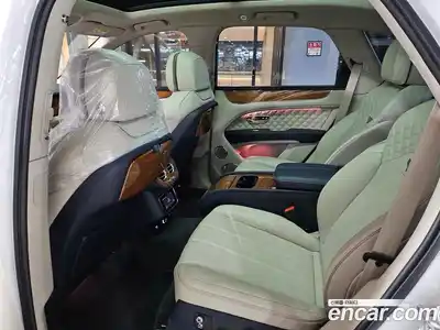 Bentley Bentayga 2021 4.0 гидро, миниатюра 6