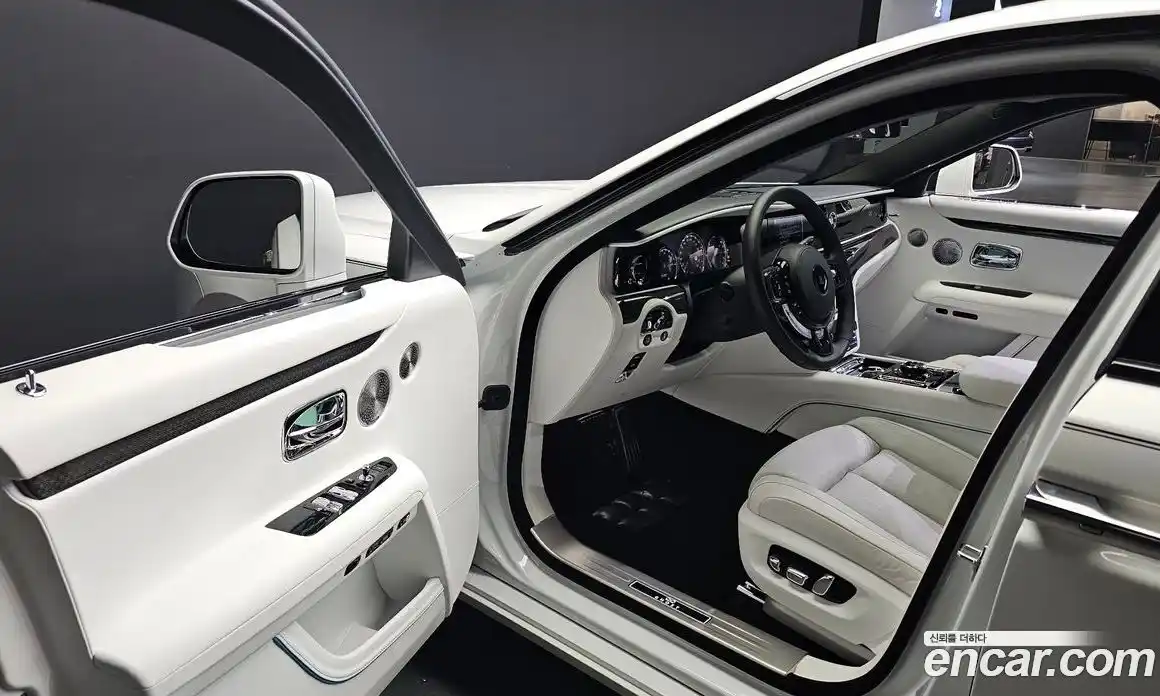 Rolls-Royce Ghost 2023 6.7 гидро, фото 12