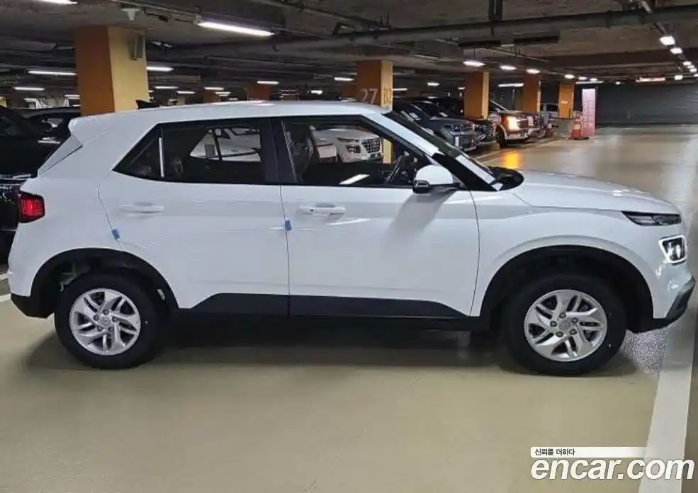 Hyundai Venue 2026 1.6 автомат (гидро), фото 12