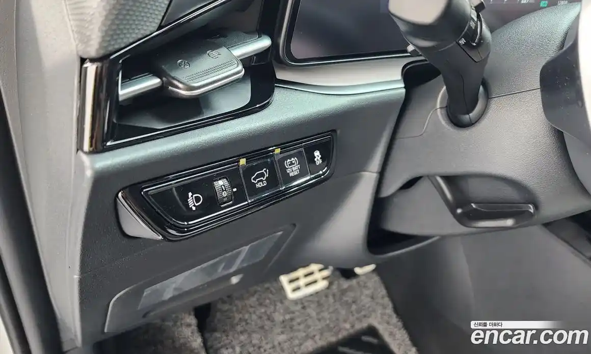 Kia Niro 2025 1.6 автомат (гидро), фото 14